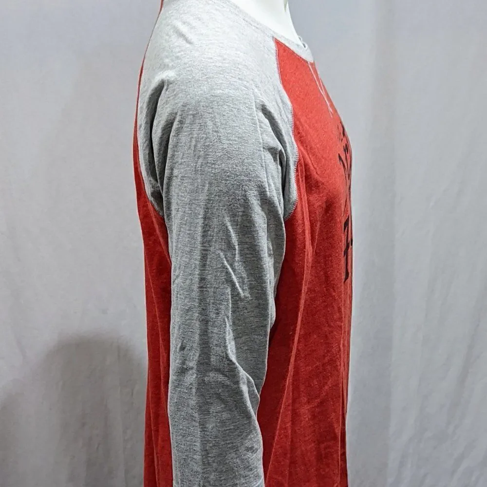 ‎North Face Baseball T shirt